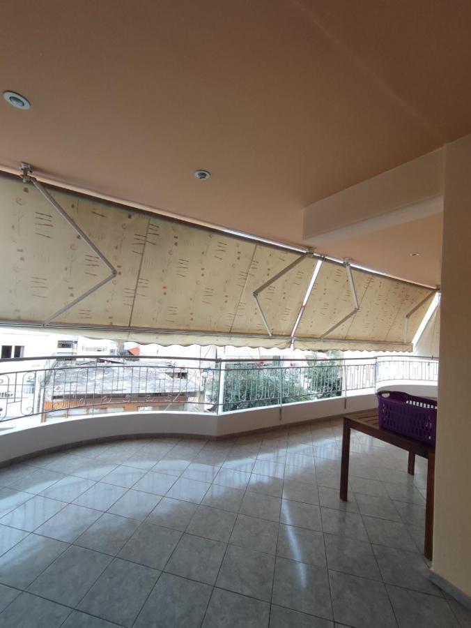 Όμορφο Διαμέρισμα Με 3 Υπνοδωμάτια Atena Exterior foto